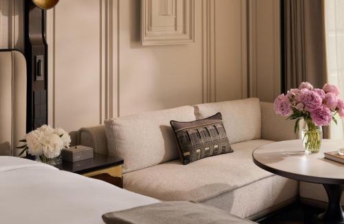 Bang Rak Hotel | The Langham, Custom House, Bangkok