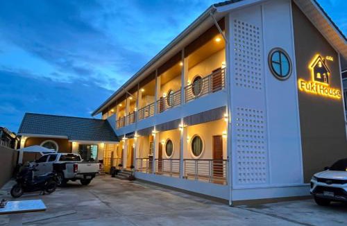 Mae Sariang Hotel | Fuki House
