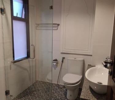 Thapae Bed & Breakfast | Private Double Bed Room with Double bed at SiamX1 House&Bistro