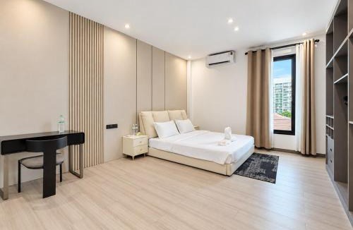 South Pattaya Villa | Luxury 5BR Pool Villa KTV&BBQ Near Walking Street