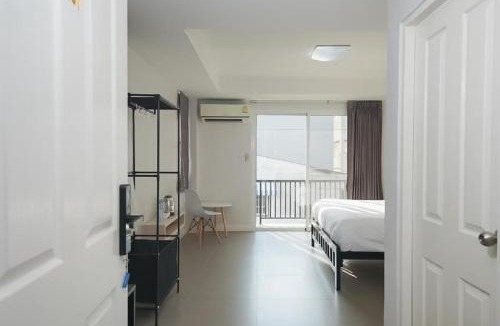 Wang Burapha Phirom Apartment | Mitr Inn MRT Samyot - มิตรสามยอด