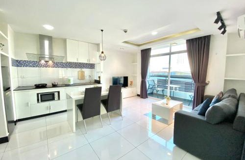 Chamkar Mon Apartment | PTH Residence