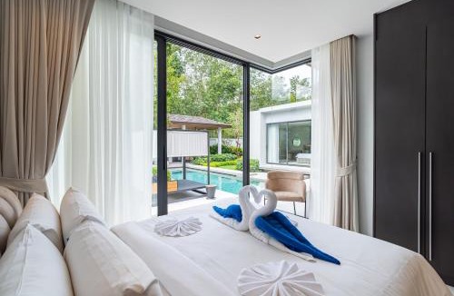 Si Sunthon Villa | Luxury Botanica Modern Loft Private Pool Villa