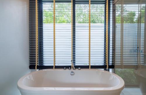 Si Sunthon Villa | Luxury Botanica Modern Loft Private Pool Villa