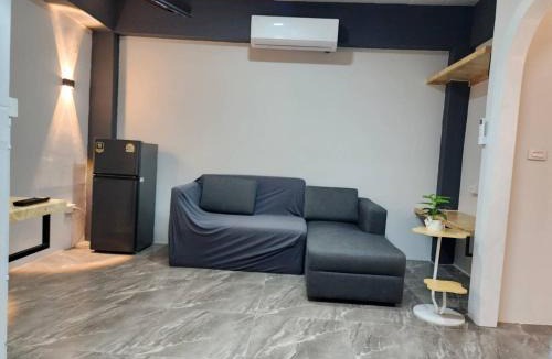 Mueang Samut Prakan District Apartment | Irich Theparak - BTS-Chang Erawan 2kms