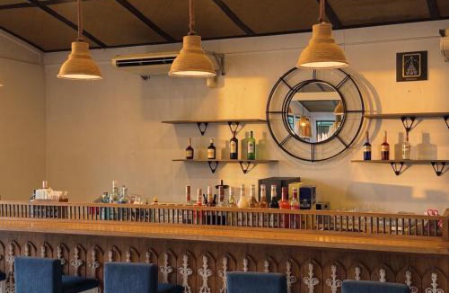 Talingchan Hotel | Baan Sunset Cove Krabi