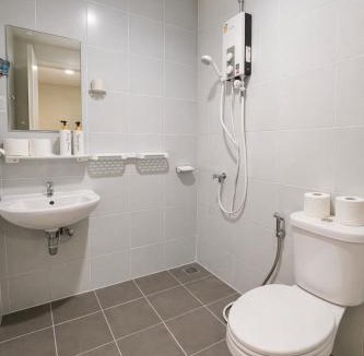 Lat Krabang Apartment | Pruksa House 3-Bedroom near Bangkok Airport with Free WiFi