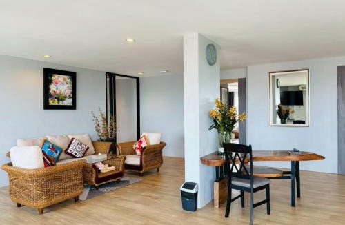 Ao Nang Apartment | Luxurious Penthouse 3-Bedroom Stunning Seaview Apartment in Ao Nang, Thailand