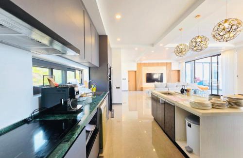 Bophut Hills Villa | Ocean Big Tiger Villa-6 Bedrooms with Ocean View Private Pool