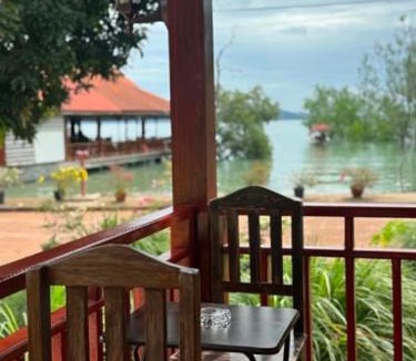 Ko Lanta Ski Chalet | Lamphu Resort Koh Lanta at Lanta Old Town