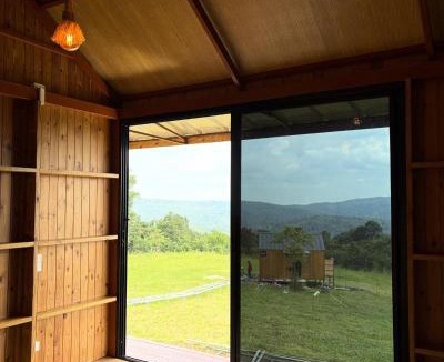 Nam Nao House | Hillbilly Farm