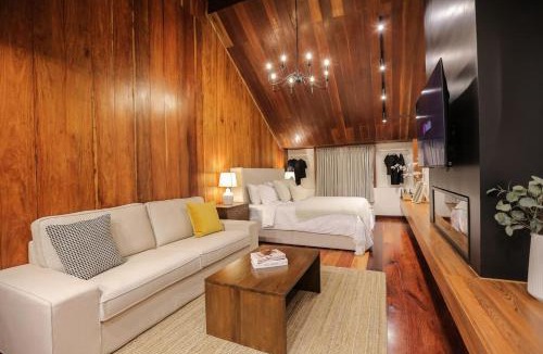 Samphanthawong Apartment | Rustic Cabin Flat at China Town 2min walk to MRT