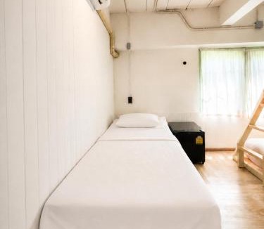 Chana Songkhram Hotel | Green Group Hotel & Pool Bangkok Old Town