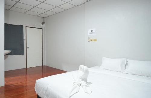 Ban Phan Thom Apartment | AT Pranakorn Khaosan - พระนคร ตรอกข้าวสาร