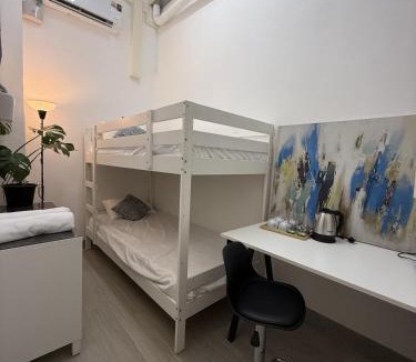Bangkok Central Business District Hotel | Twenty Two Place Beds Sukhumvit 22