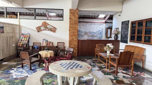 Sri Phum House | Collection O Banwiang Guesthouse