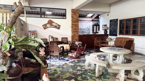 Sri Phum House | Collection O Banwiang Guesthouse