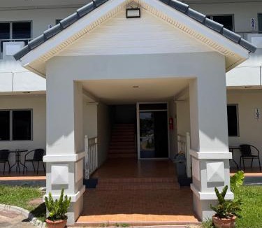 North Pattaya Hotel | Amaya Bloom Resort & Spa