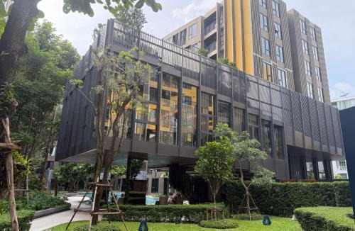 Phuket Apartment | Comfort Poolview Condo-SYW