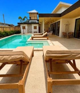 Maret Villa | Villa Pauzo - Piscine Spa et Baby foot privé - 5 minutes de marche des plages - Lamai