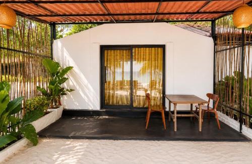 Koh Rong Hostel | Koh Rong Beach Resort & Bungalows