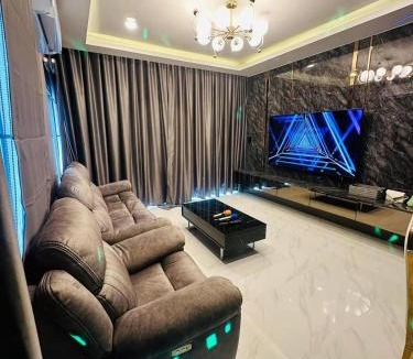 Pong Villa | JJ Poovillas Party