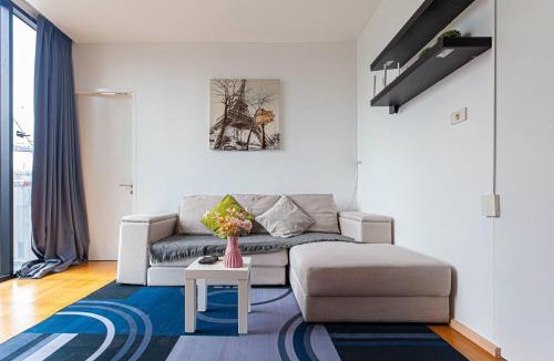 Ekkamai Apartment | Spacious 1Bedroom Hideaway BTS Thonglor