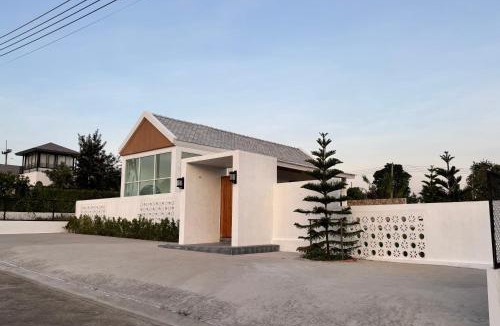 Chom Thong Villa | The Cottage villa Chiangmai Doi inthanon