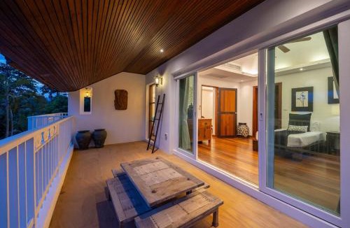 Hua Thanon Villa | Baan Fah Sai Luxury Villa steps from Beach