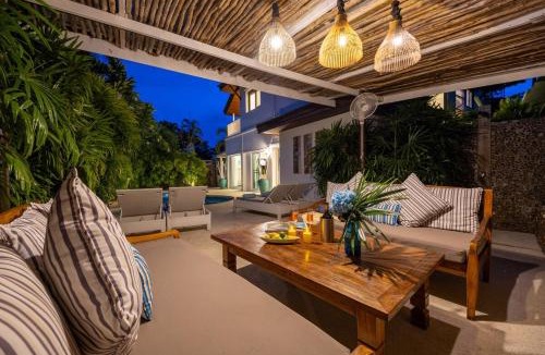 Hua Thanon Villa | Baan Fah Sai Luxury Villa steps from Beach