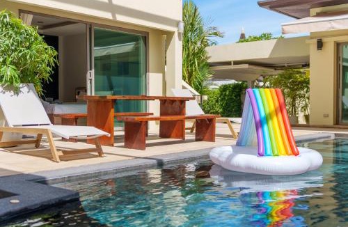Choeng Thale Villa | Bangtao 6-Bedroom Tropical Resort Villa with Private Pool ideal for groups and families