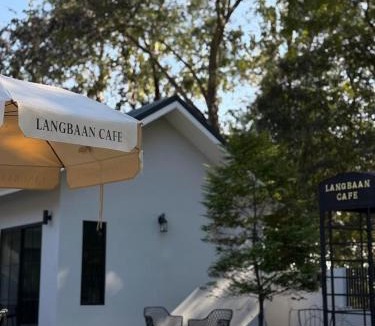 San Pa Thong House | Langbaan cafe and homestay