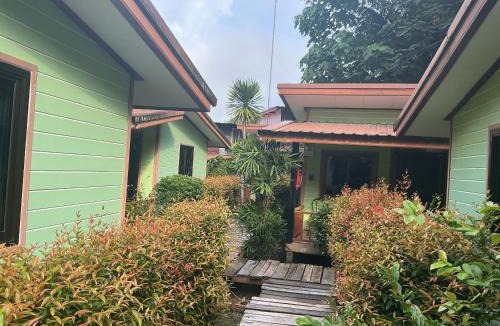 Khlong Sok House | KhaoSok blue mountain
