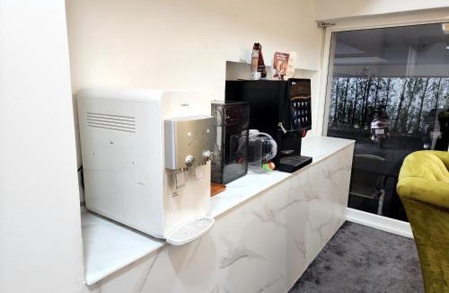 Samsen Nok Hotel | RoomQuest Ratchada AI Serviced Residence