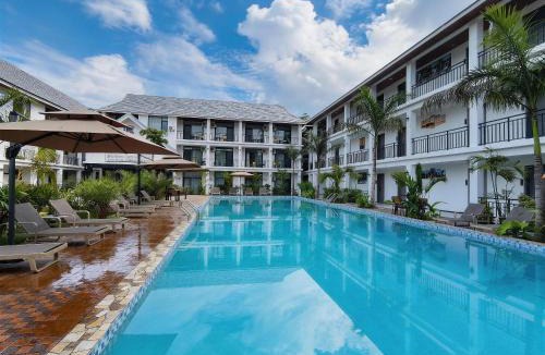 Luang Prabang Hotel | NAMKHAN SCENIC hotel琅勃拉邦南康风景酒店-连住两晚提前预约接站 -接驳车到夜市 大皇宫