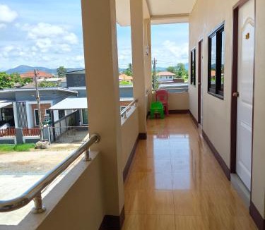 Ko Chang Apartment | หอพักทรัพย์เจริญแม่สาย