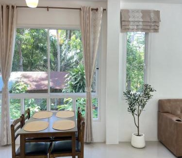 Ko Pha-ngan House | Cozy Forest Home 2 Bed Garden 3 min to Beach