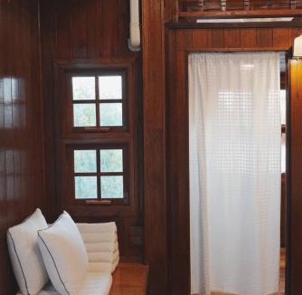 Kaeng Khoi House | A little farmstay - ไร่สุขสนุก