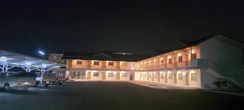 Chonburi Hotel | สราญรัตน์รีสอร์ท