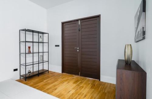 Rawai Villa | NEW Bamboo Villa 3 Bed 5 Minutes To Nai Harn Beach