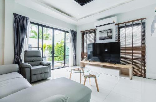 Rawai Villa | NEW Bamboo Villa 3 Bed 5 Minutes To Nai Harn Beach