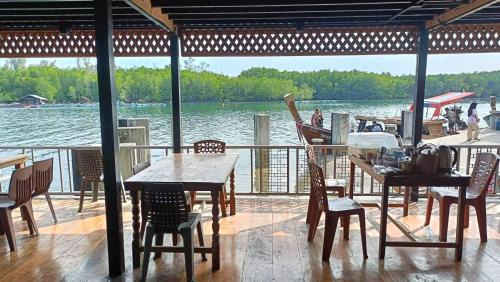 Ko Libong House | Libong River View