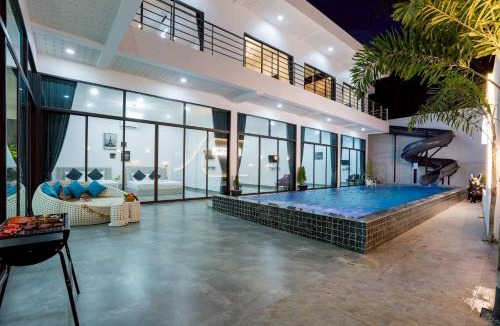 Huai Yai Villa | THE I-CON Luxury PoolVilla Pattaya Ocean Yacht Club 10 Bedrooms