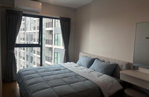 Tha Sala Apartment | Downtown Pool Apartment 2 Bedrooms 2 Bathrooms Free Outdoor Pool Free Gym Pool View Cooking Available Monthly Rental Available 6F
