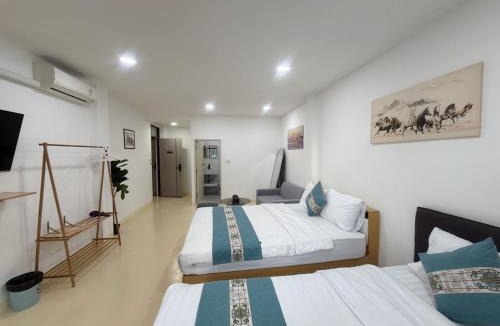 Sukhumvit House | Sukhumvit 48 separated room quiet and comfortable with fast internet and smart TV