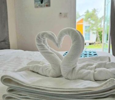Laem Sing Hotel | บลูคริสตัลรีสอร์ทแหลมสิงห์