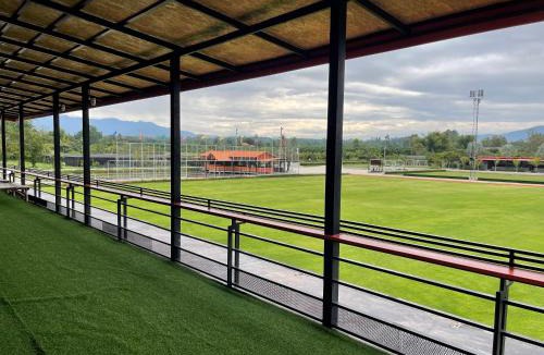 Mae Taeng Hotel | Yaowarate Sport Club and Resort ไร่เยาวเรศ