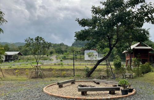 Mae On House | Mae on country home