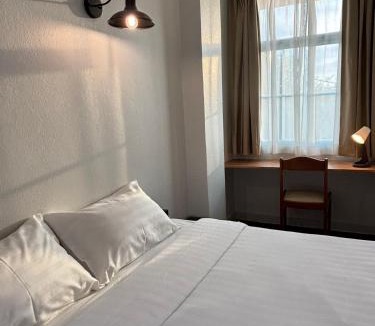 Samut Sakhon Apartment | Racha Place