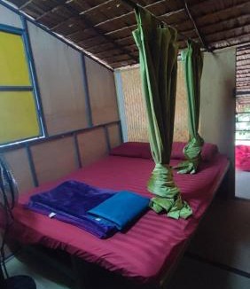 Phasi Charoen Hostel | Do Dee cafe